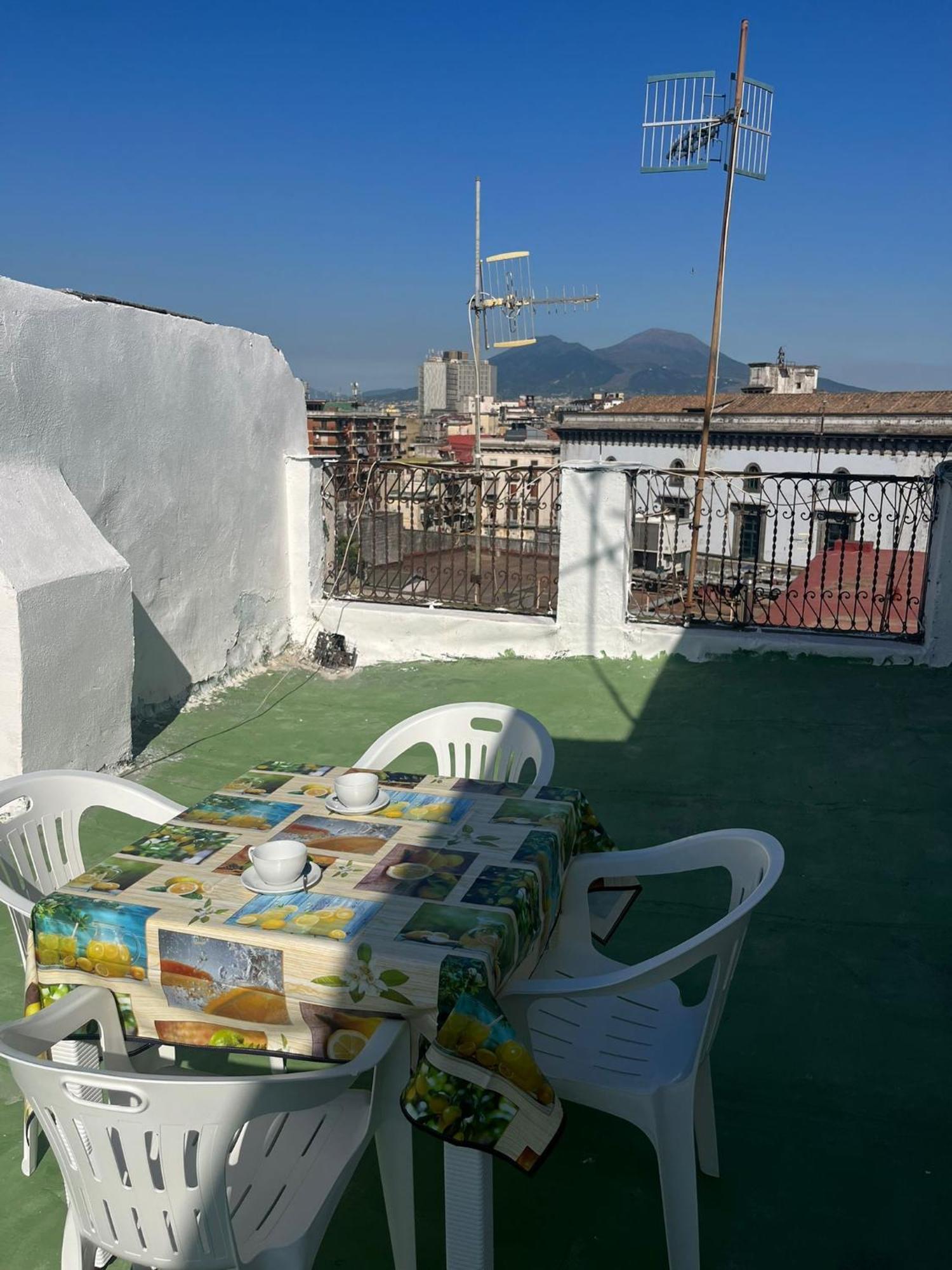 Casa La Terrazza Dei Tribunali Νάπολη Εξωτερικό φωτογραφία
